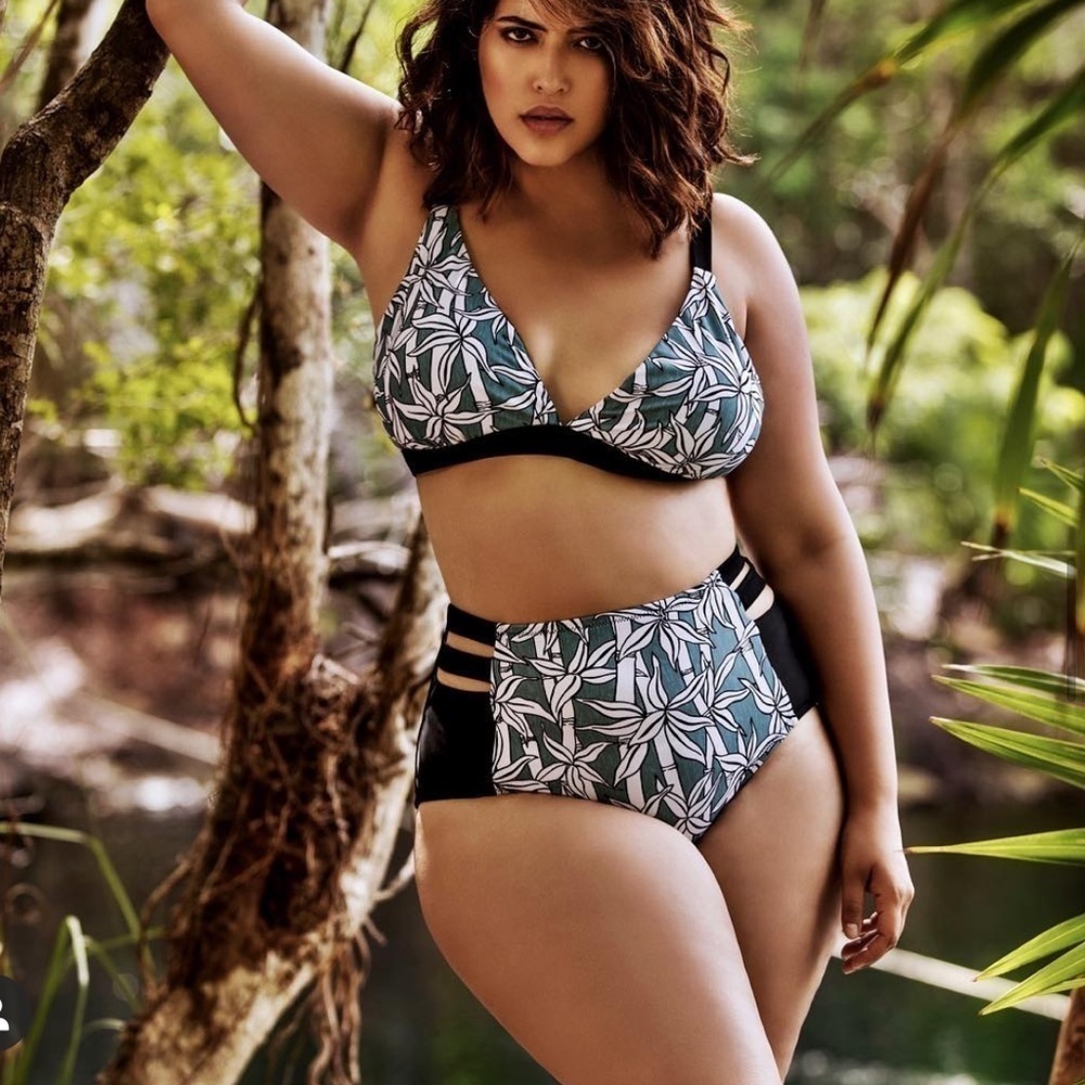 Raisins Curve Plus Size Strappy-Back Top 20W bikini bottom 18 W Swimsuit - Picture 1 of 13